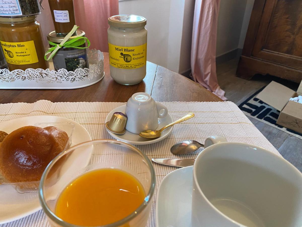 ホテル La Bastide Du Castellet ル・カステレ エクステリア 写真